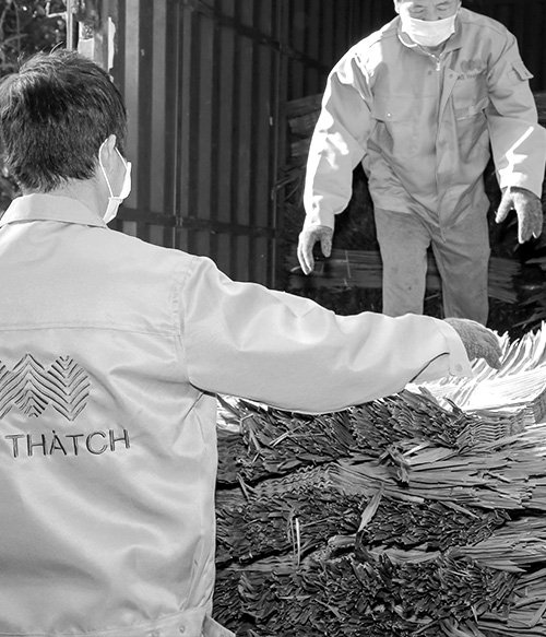 Synthetic Palm Leaf Loading